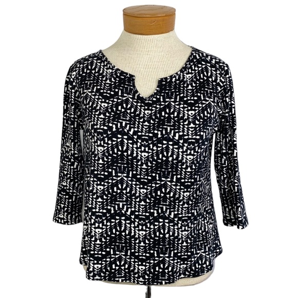 Anne Klein Sport 3/4 Sleeve Split Neck, Print Top Small - Picture 2 of 4